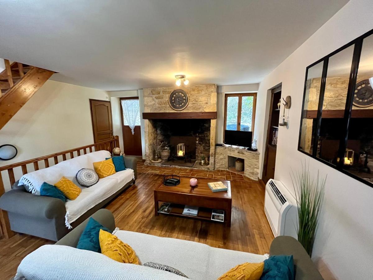 Maison De Vacances En Perigord Монтиняк Екстериор снимка