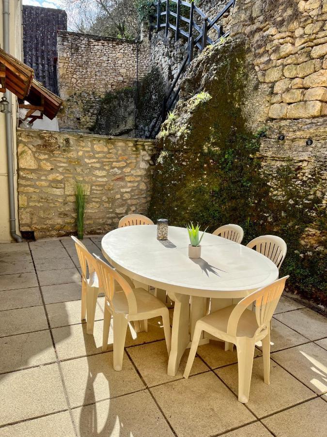 Maison De Vacances En Perigord Монтиняк Екстериор снимка