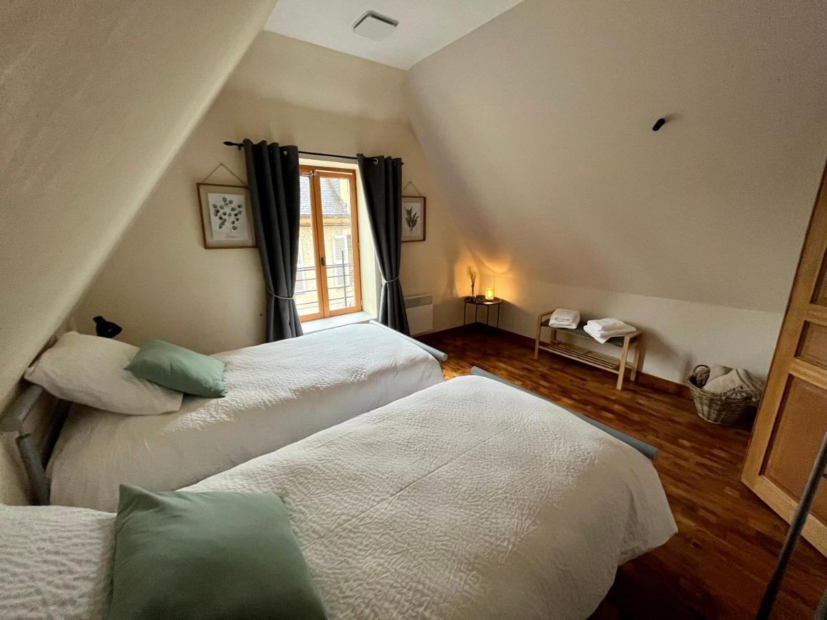 Maison De Vacances En Perigord Монтиняк Екстериор снимка