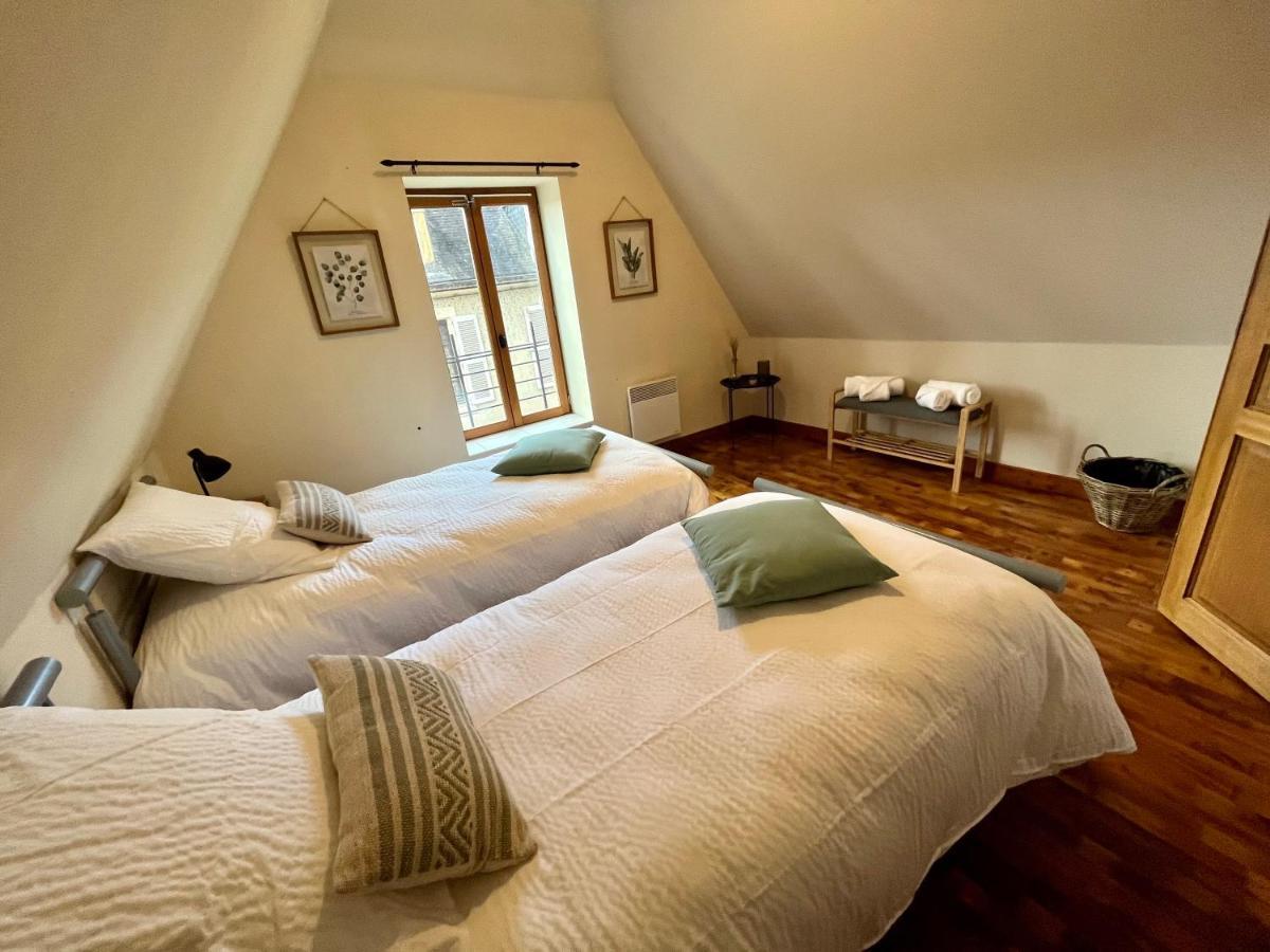 Maison De Vacances En Perigord Монтиняк Екстериор снимка
